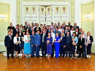На Нижегородской ярмарке прошла церемония вручения государственных наград, организованная Министерством кадровой политики региона